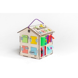Развивающий игровой бизиборд домик с подсветкой 7 цветов